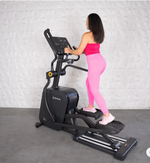 Self Powered Commercial Cross Trainer - Elliptical - Durable Commercial-Grade Cross Trainer Elliptical