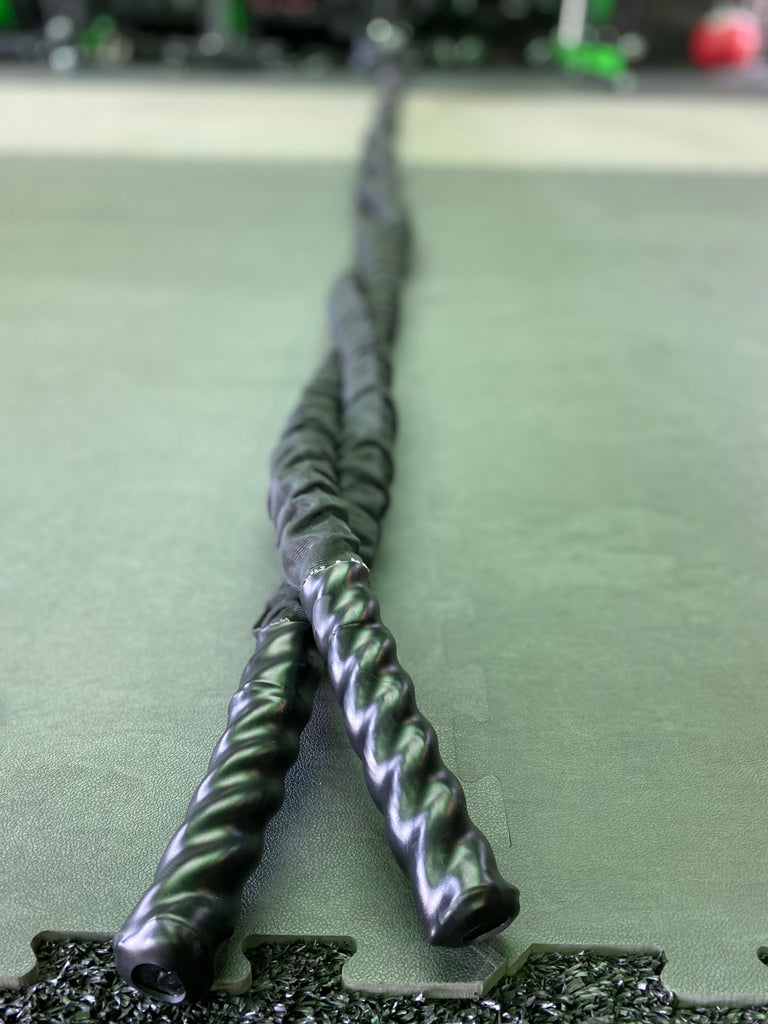 Battle Rope 30'- Premium Rope & Cover – Weights & Bars