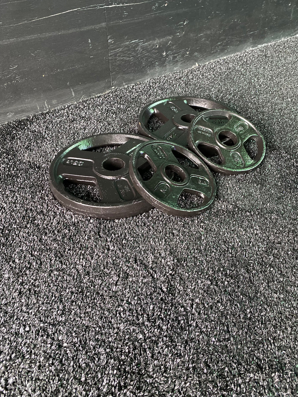 Triple-Grip Weight Plates - Durable Cast Iron for Strength Training