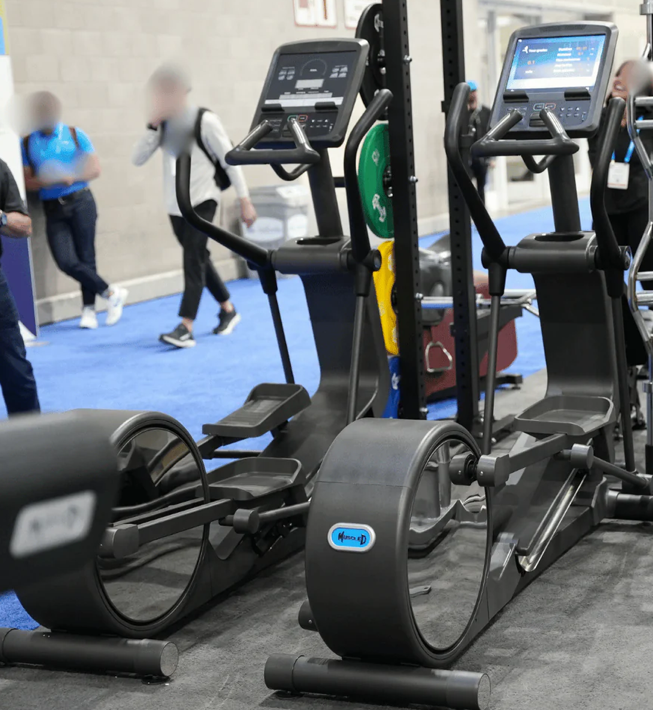 Commercial Elliptical Trainer - LED Screen - Cardio Machine - Standalone